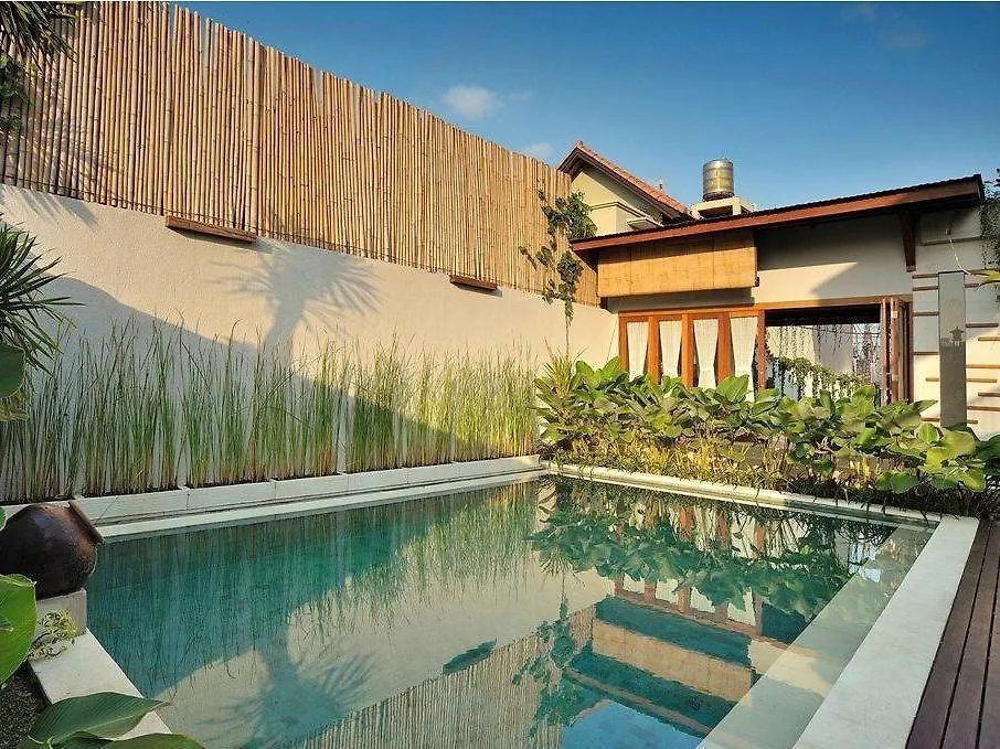 Balcony Living Apartman Seminyak Indonézia