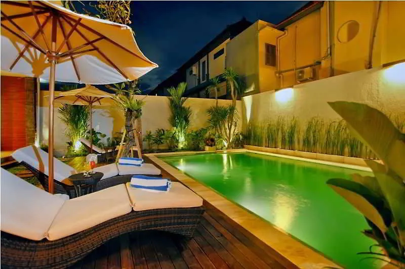 Balcony Living Apartman Seminyak