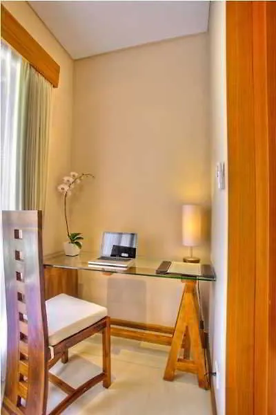 Balcony Living Apartman Seminyak